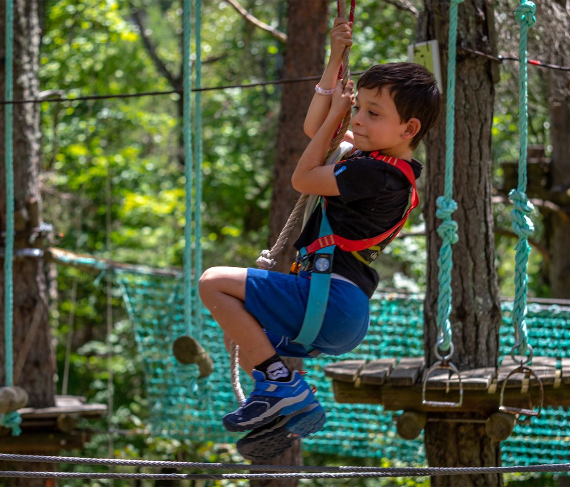Equipement-parcours-aventure-Aboard-Rafting-Gorges-du-Verdon